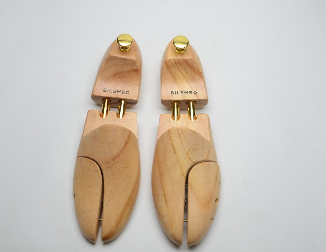 Cedar Shoe Tree